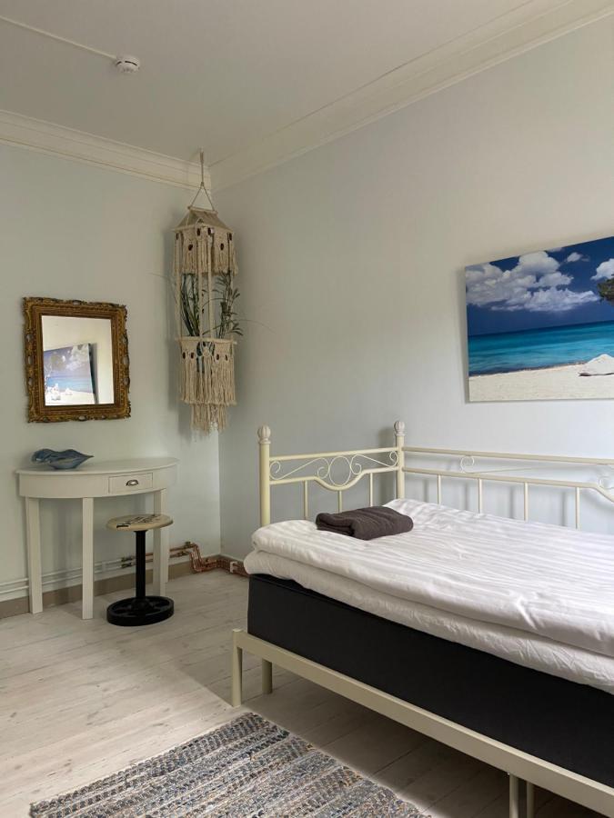 Bed and Breakfast Kolmardsgarden Кольморден Екстер'єр фото